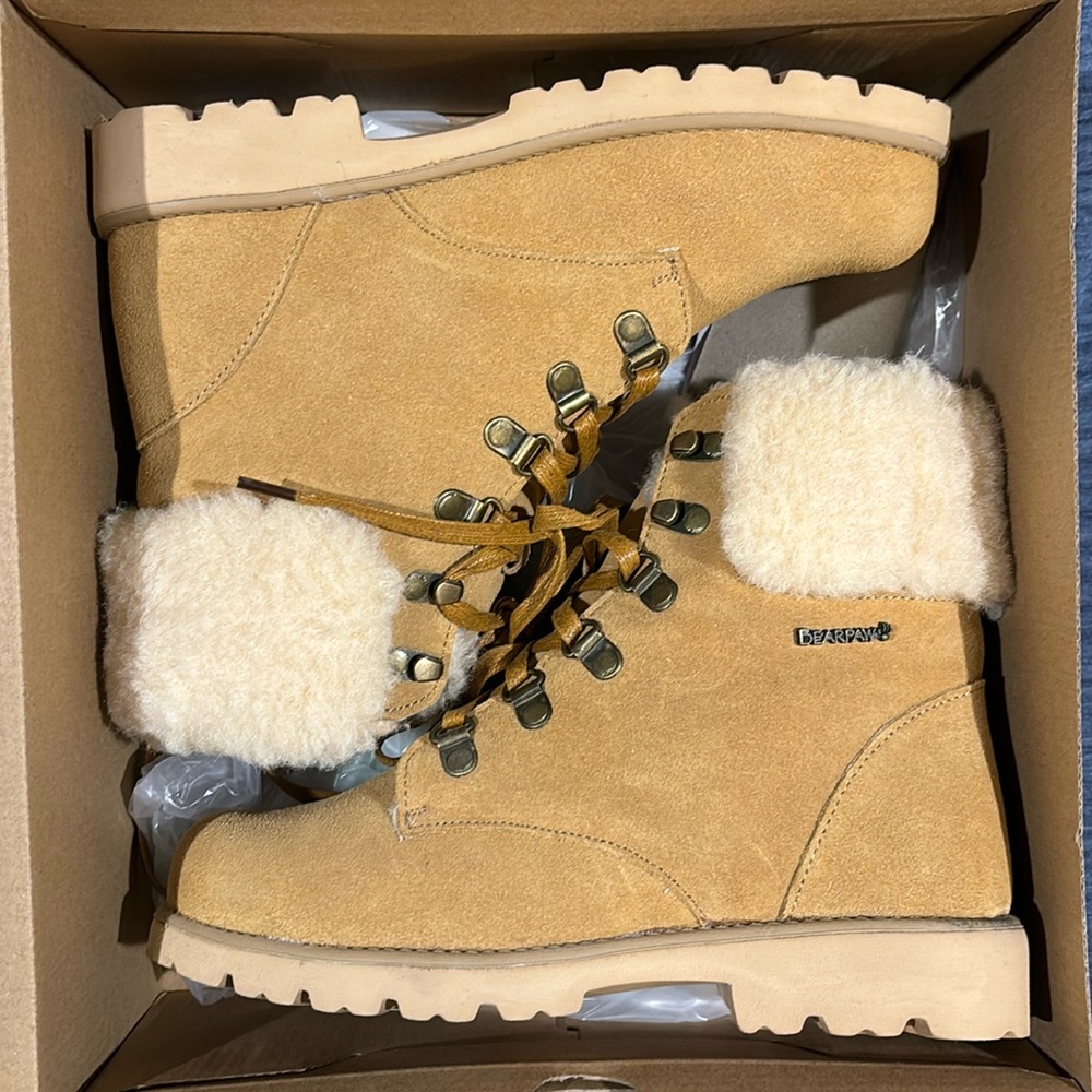 BEARPAW SAM WHEAT Size 8 W NWT - Picture 1 of 10